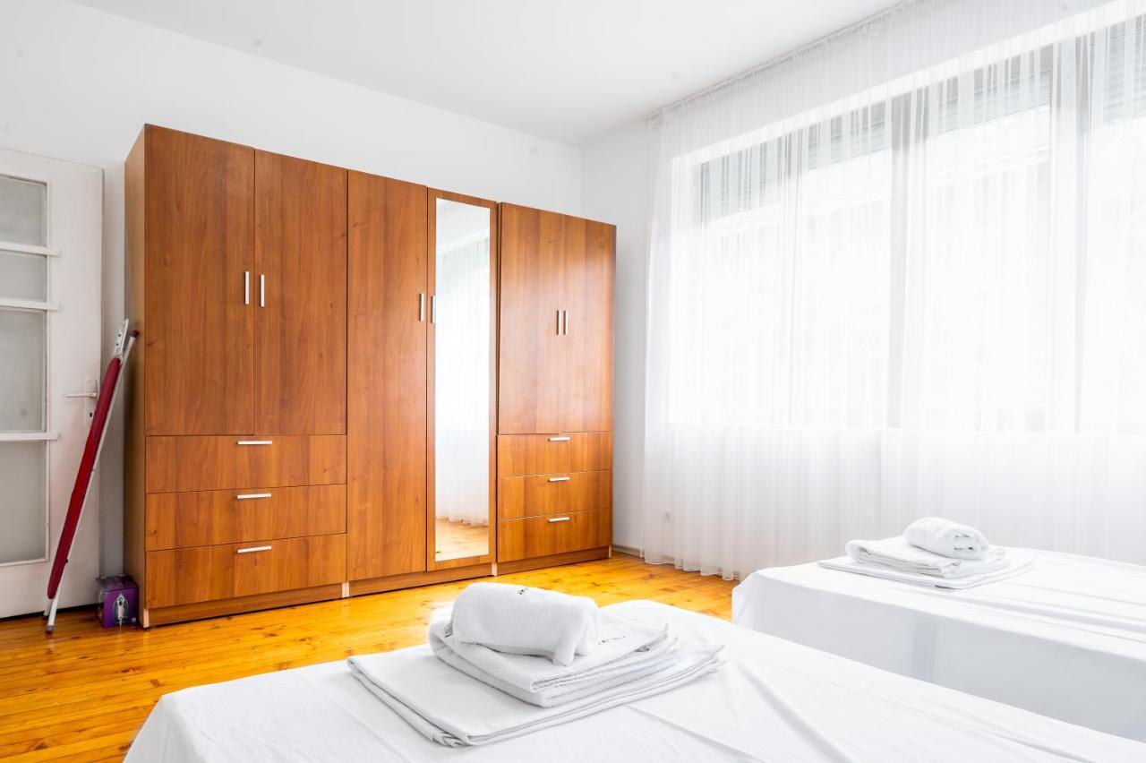 Sofia'S Vintage Gem: Spacious 2Bd Flat On Solunska公寓 外观 照片